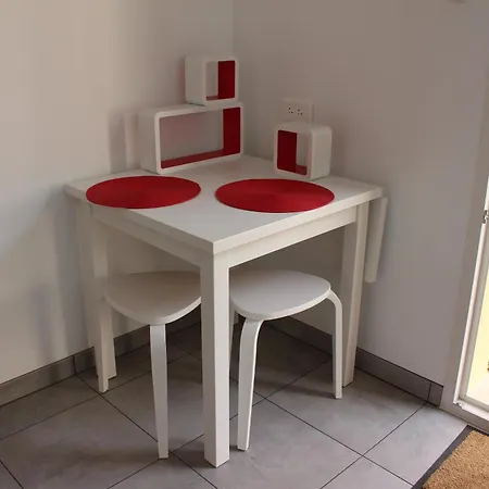 Petite Maison, Cosy, Sur Les Collines Niçoises Nice