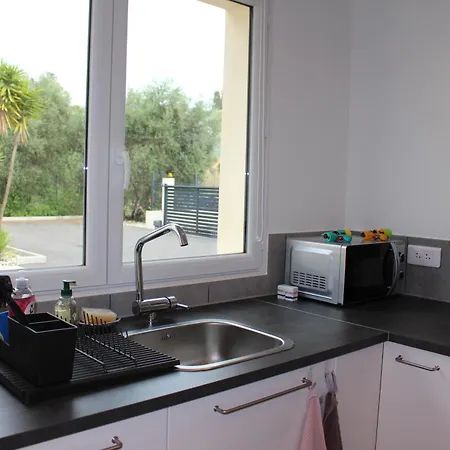 Tatil Evi Petite Maison, Cosy, Sur Les Collines Nicoises *